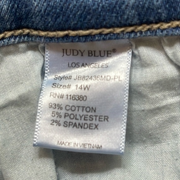Judy Blue Harley Straight Leg Distressed Hem High Rise Jeans Sz. 14W - Picture 10 of 12